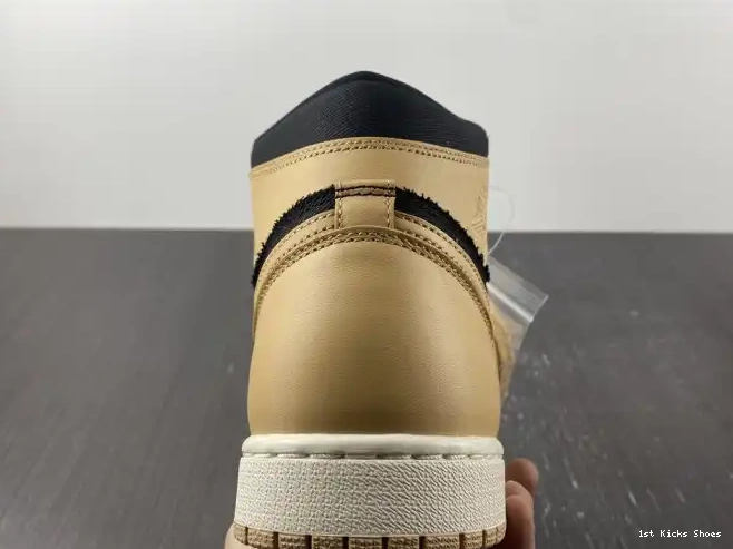 1st Kicks OG Heirloom High Jordan Air 555088-202 1 0620